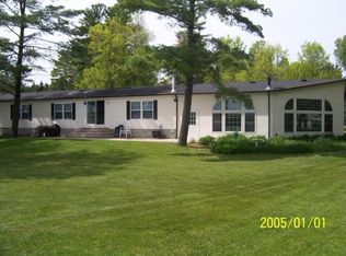 E5647 N Shore Rd, Weyauwega, WI 54983