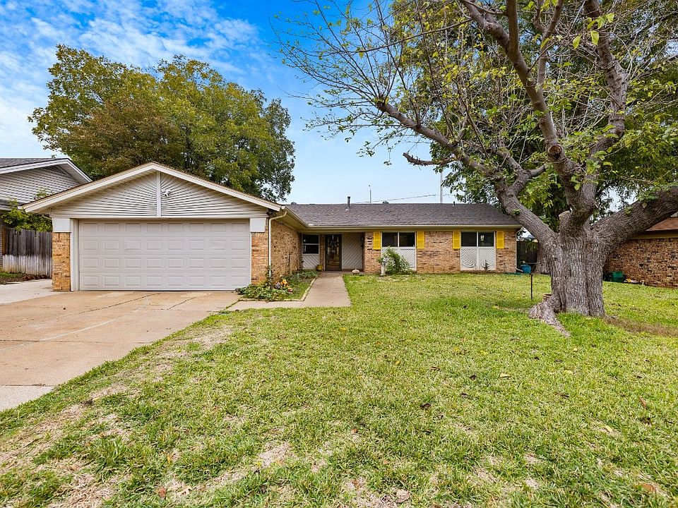 1st image of 7121 Corona Dr
