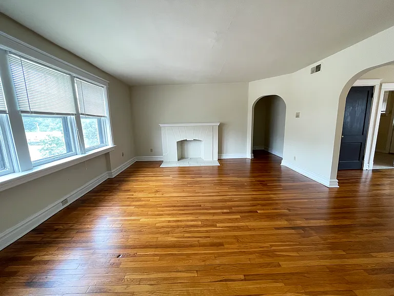 800 Kingsland Ave — Photo 7