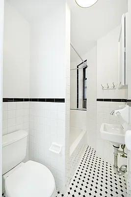 Rented by Living New York | media 5