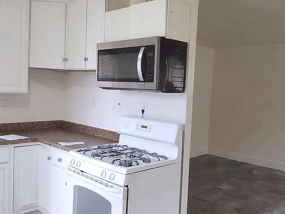 2nd image of 430 Harding Ave