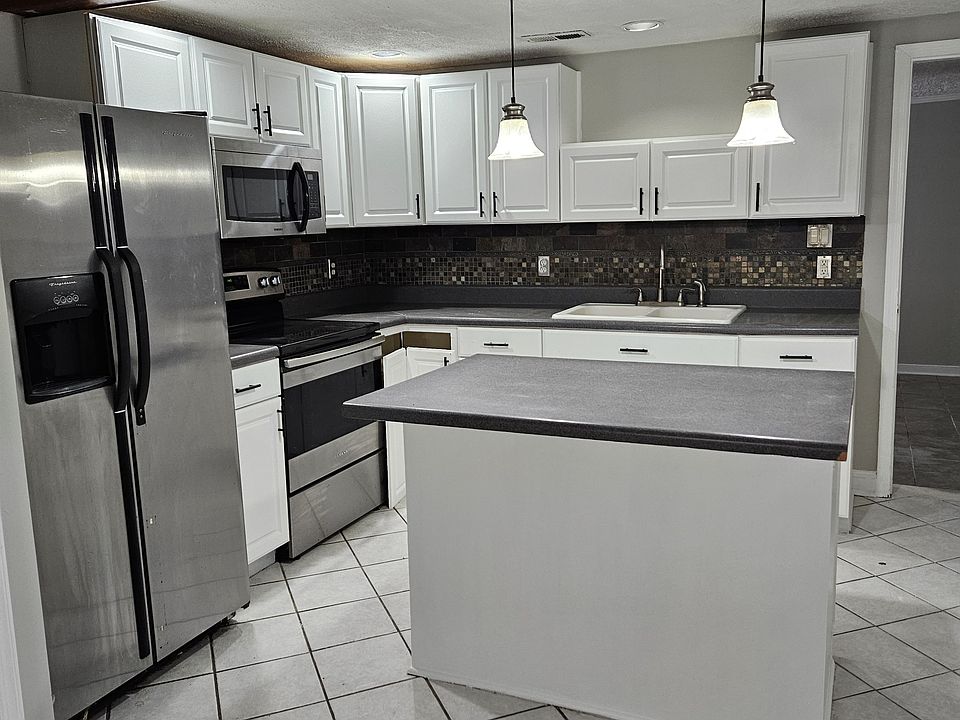 2nd image of 2506 N Skipwith Rd