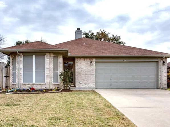 2112 Pond View Ct, Grand Prairie, TX 75052