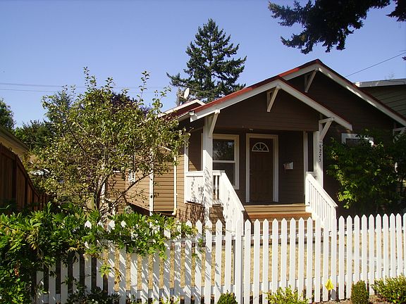 Cantilevered Addition 