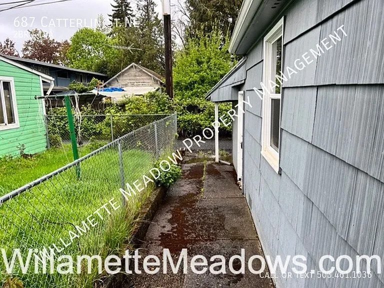 687 Catterlin Ave NE — Photo 21