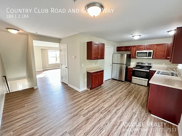 Country Club Rd — Photo 2
