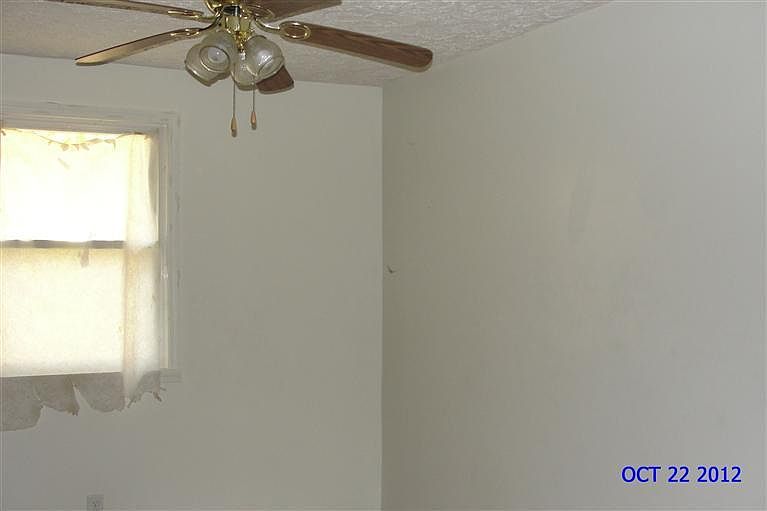 2nd image of 1313 Newton Ave