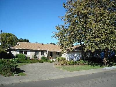 2nd image of 115 Bidwell Way