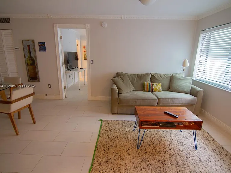 753 Michigan Ave #2C — Photo 17