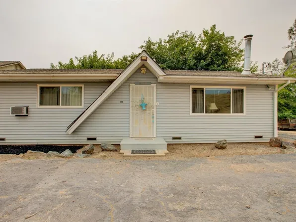 6343 Baldwin St, Valley Springs, CA 95252