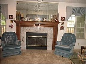 4th image of 4029 S Crysler Ave