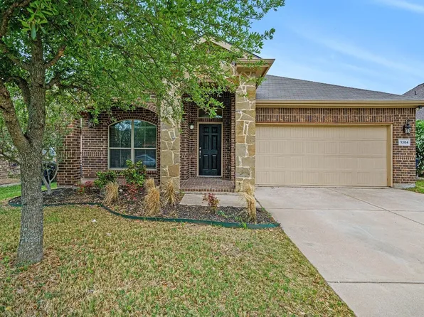 1304 Fallow Deer Dr, Fort Worth, TX 76112