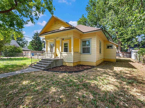 2nd image of 1805 3rd St S #8