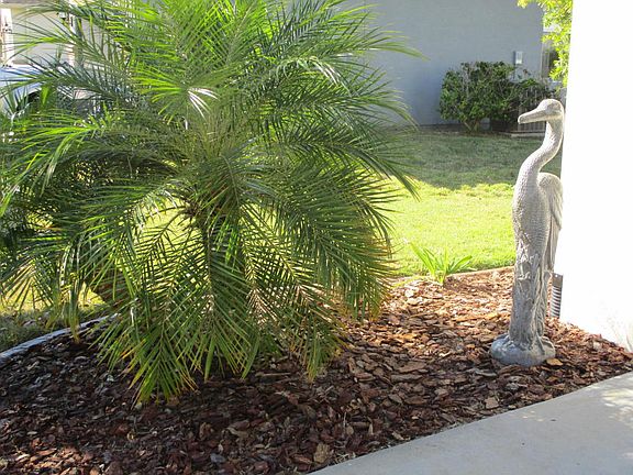 5th image of 7422 SW 99th Ct