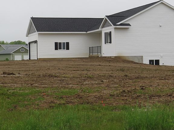 3rd image of 12075 Beauterra Ln