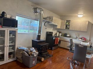 12853 Harris Rd, Pitt Meadows, BC V3Y2S1