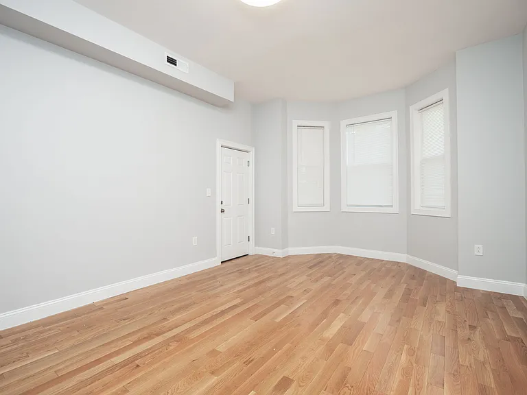 45 Crawford St #1 — Photo 30