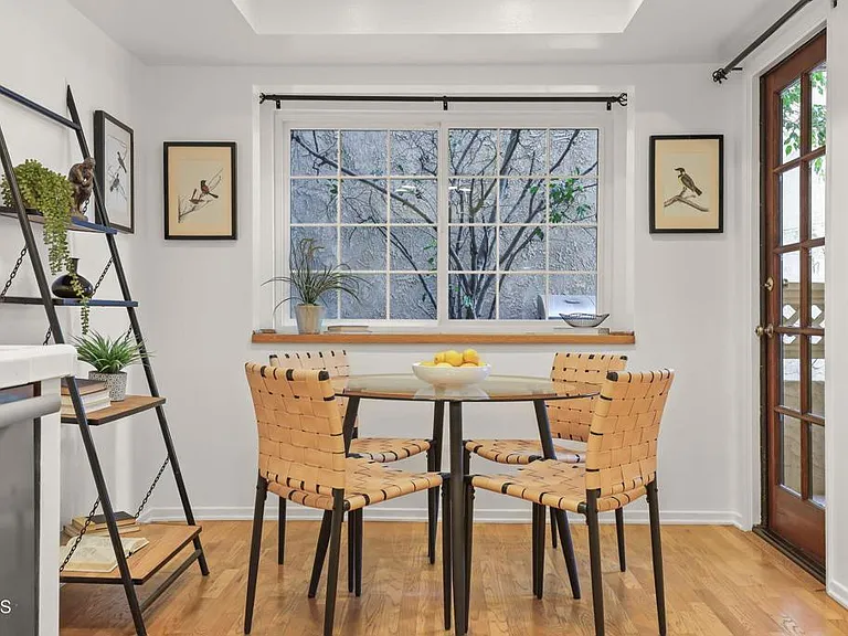 640 S Lake Ave #105 — Photo 14