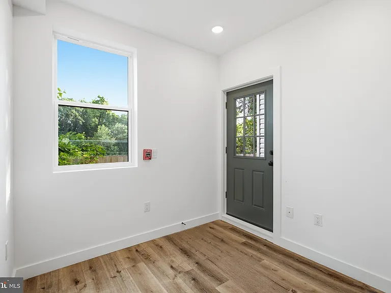 4243 Mantua Ave #2 — Photo 3