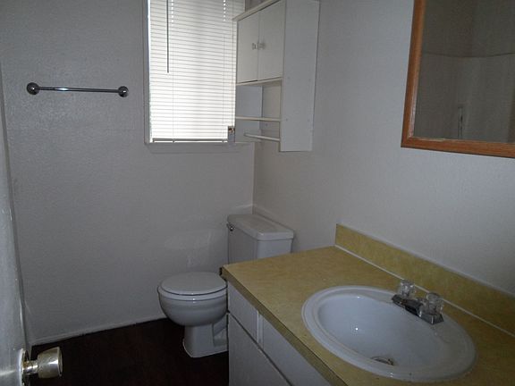 4th image of 1107A Holik Dr
