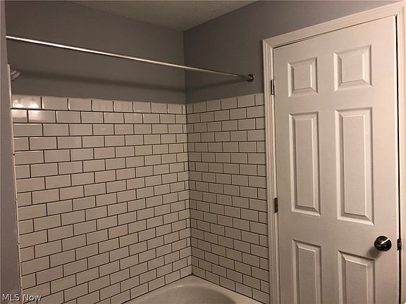 2nd image of 27948 Blossom Ln