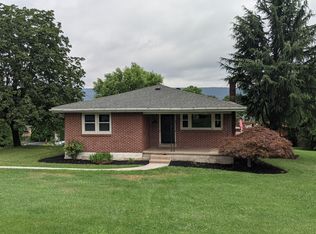 6050 Blue Valley Ave, Harrisburg, PA 17112