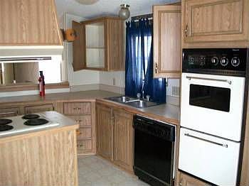 3rd image of 413 Palm Castle Dr