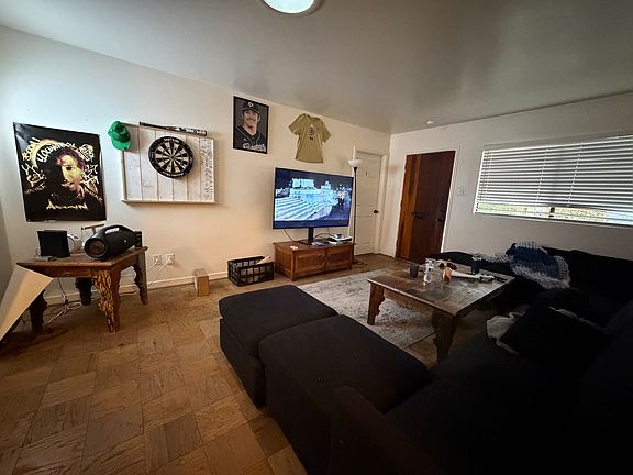 3rd image of 268 La Canada Dr