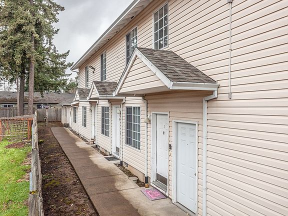 3rd image of 2431 SE 141st Ave