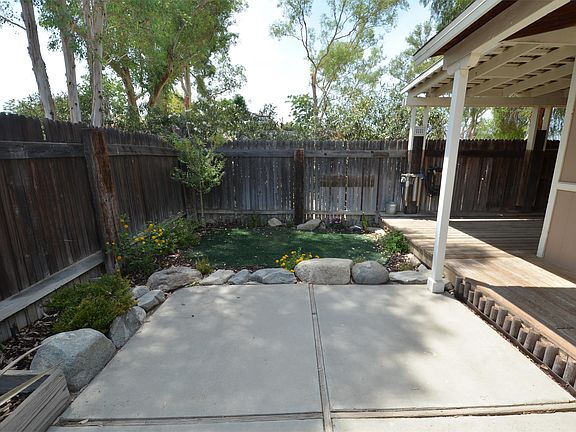 4th image of 16875 Sannelle St