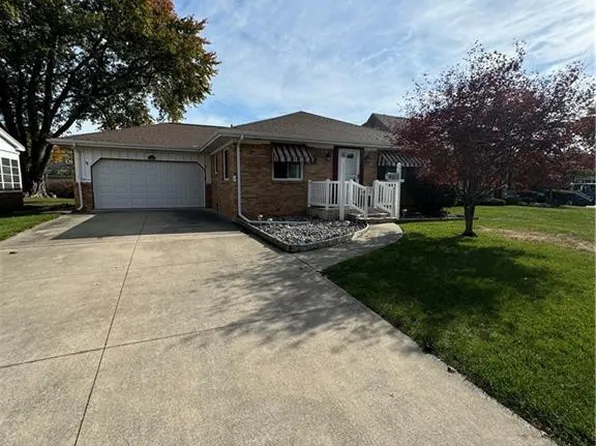 4510 Clover Ln, Toledo, OH 43623