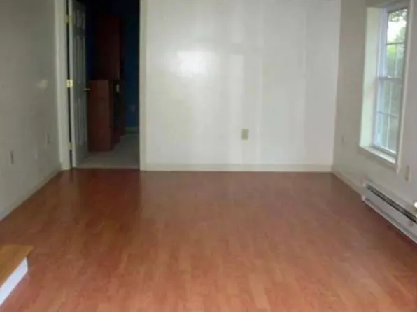18 Welch Dr, Plymouth, NH 03264