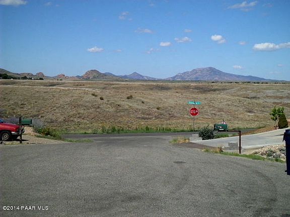 3rd image of 8040 Eagles Nest Ln