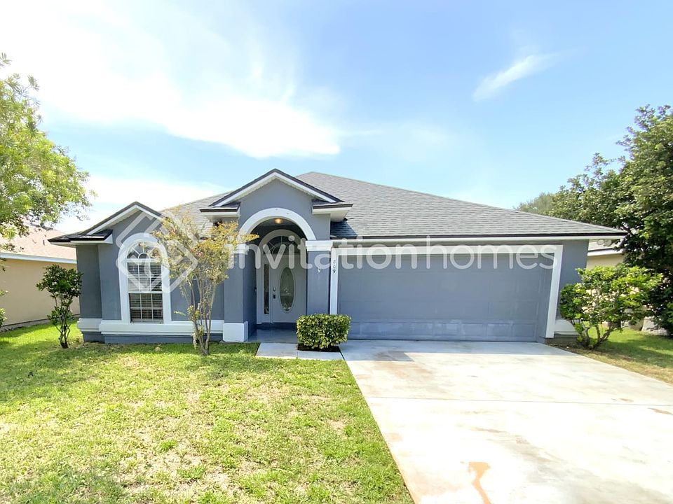 1st image of 809 Oak Arbor Cir