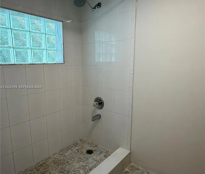 7700 SW 52nd Ct — Photo 14