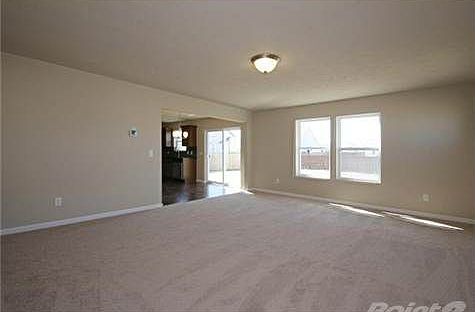 4th image of 1821 Nightingale Dr