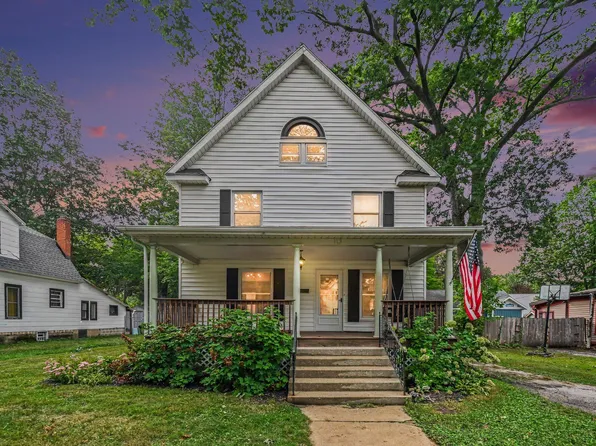 113 Hamilton St, Dowagiac, MI 49047