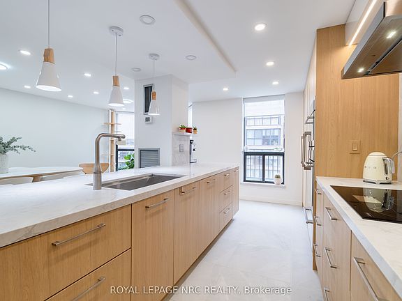 5th image of 30 Church St #506