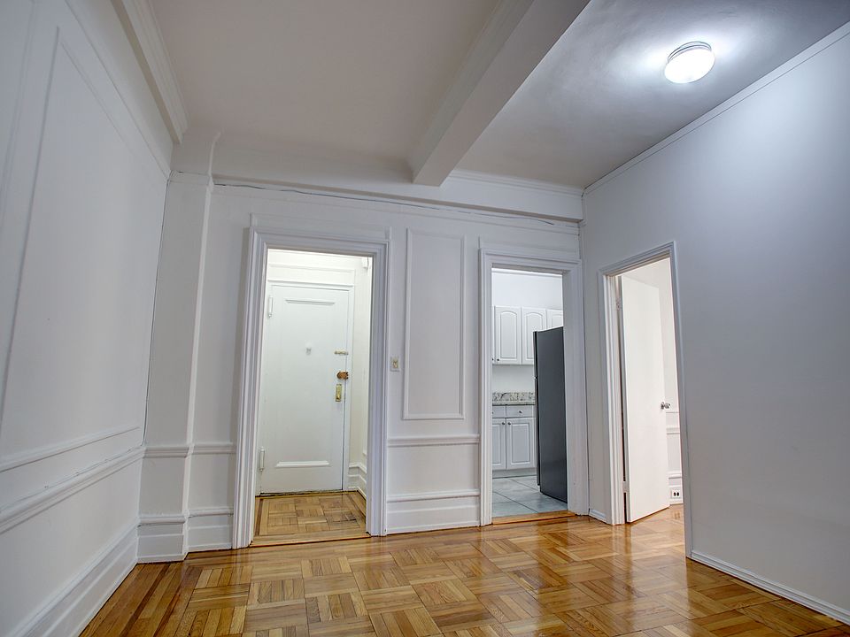 1st image of 315 W 102nd St #8D