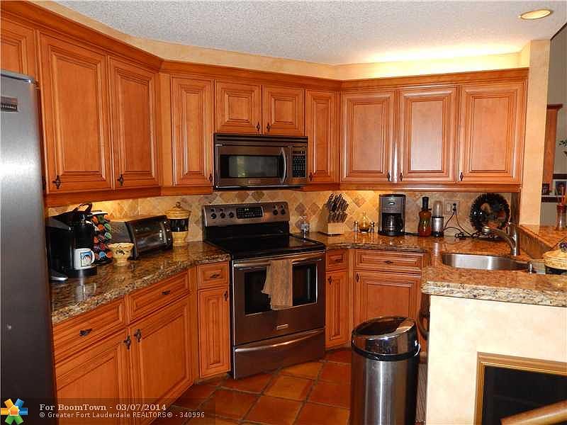 2nd image of 10351 NW 16th St