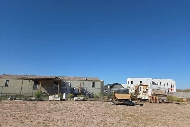 1st image of 13516 S 192nd Ave