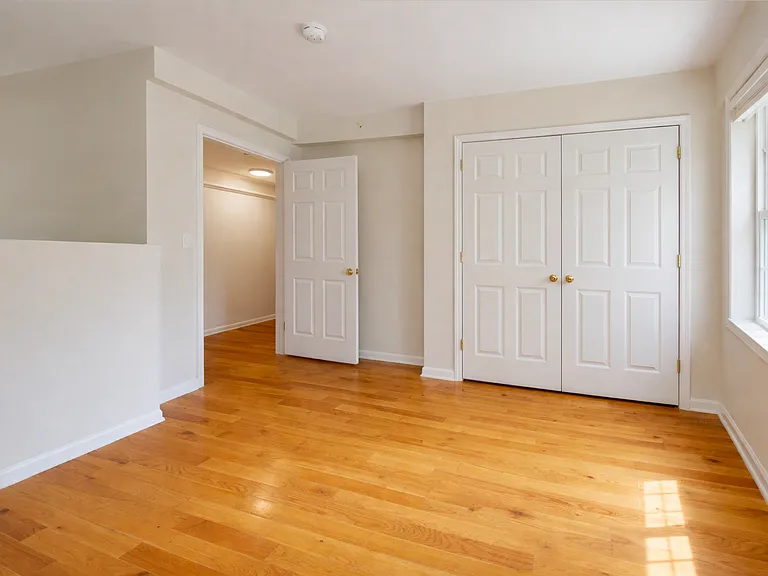 1700 Hinman Ave #2G — Photo 16