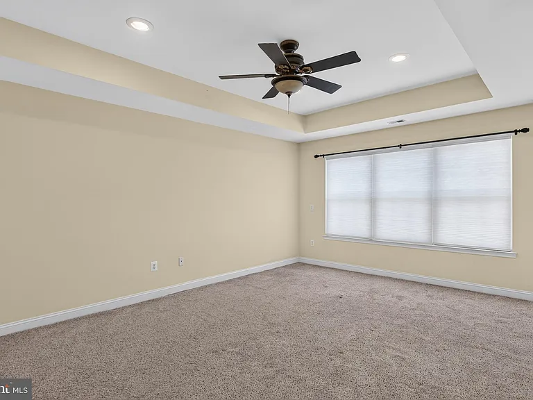 20 Carter Ln — Photo 24