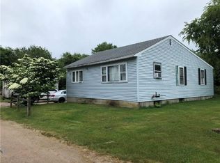 29 Perkins Ln, Charlestown, RI 02813