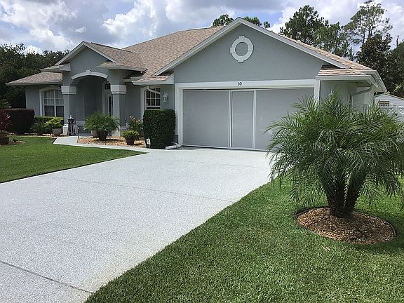 4th image of 10 Walker Dr