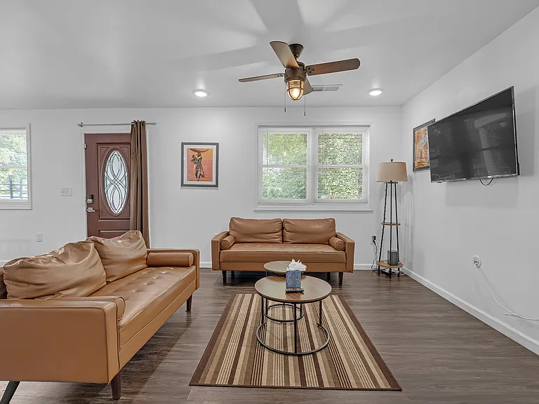 2533 Godfrey Dr NW — Photo 5