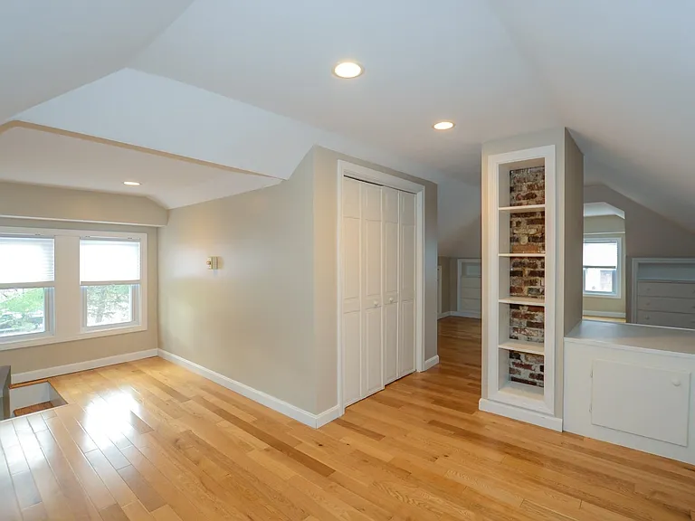 32 Gilman St #2 — Photo 1