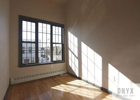 Rented by Onyx | media 2