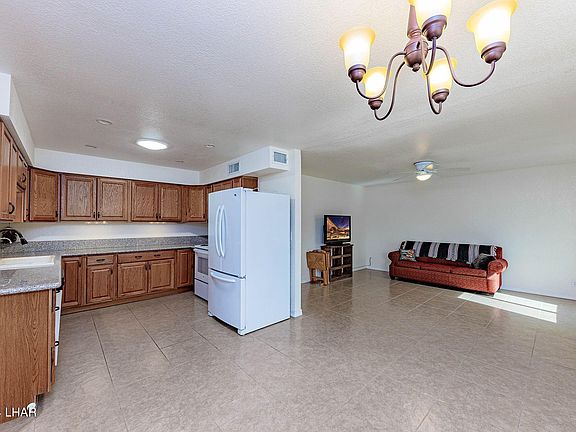 5th image of 2035 Papago Ln