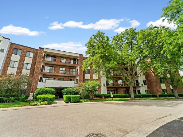 1500 Harbour Dr APT 4F, Wheeling, IL 60090
